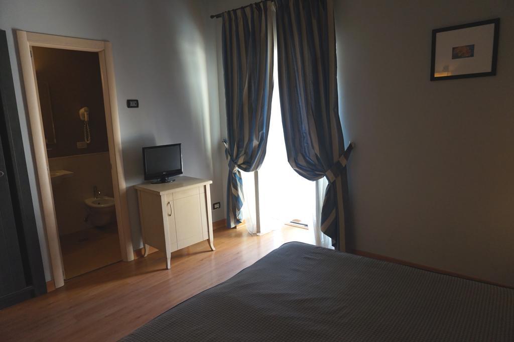 Hotel Taormina 2*